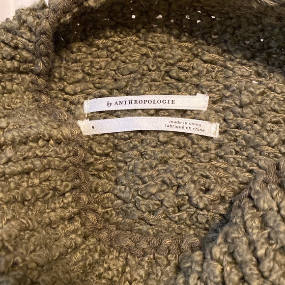Anthropologie turtleneck cropped army green sweater. Size S. NWT - Picture 3 of 3